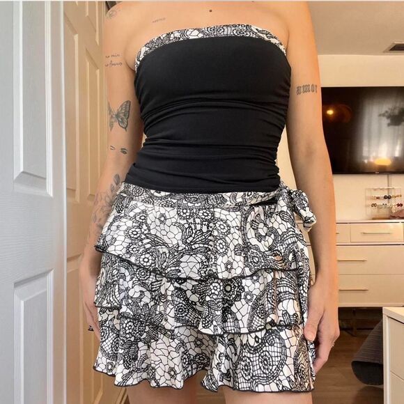 Vintage IZ Byer Black & White Ruffle Mini Dress – Size Small - Picture 1 of 8